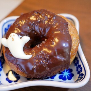 HUGSY DOUGHNUT_1