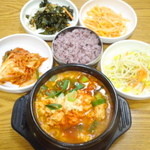 百年屋 - 料理写真:スンドゥブチゲ（純豆腐鍋）