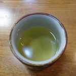 目白 志むら - 最後はかき氷の後に用意された温かいお茶を飲み