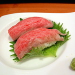 She'll be - 牛炙りにぎり