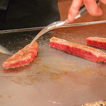 She'll be - 一口サイズに鉄板で切りながら焼いて下さいますvv