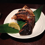 ゆずや - ハマチのカマ焼き500円