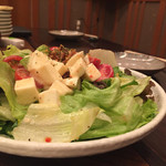 梟 - モッツァレラのサラダ