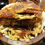 たてまつ - 「うなぎまぶし・ご飯大盛り」は、こんな感じでご飯の間にも鰻が入っています。　  　　　　2015年5月10日