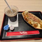 たこ風船 - たこ焼き(8個)とマヨ追加、アイスコーヒー(S)