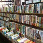 メリーゴーランド - 本屋側