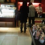 ドンレミーアウトレット 上野不忍店 - 