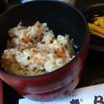 定食のかやくご飯♪