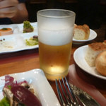 オステリア ブッコ - ランチでしたがアンティパスト　ミストが美味しくてビールをお願いしました。