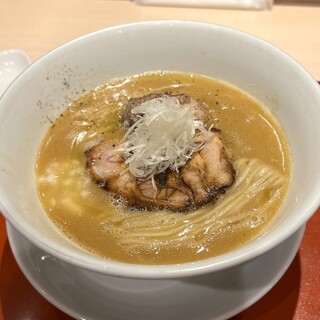 麦と麺助
