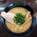 らーめん la.la.la. - 2015年6月12日(金)　とりパイタン(塩味)750円