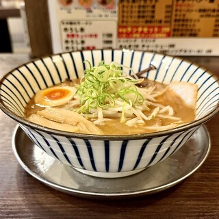 博多とんこつ 真咲雄_1