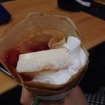 ディッパーダン - イチゴレアチーズケーキ　400円