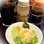 カレーハウスCoCo壱番屋 - サラダとドリンク付き