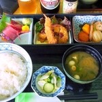 伊豆にらやまカントリークラブ - 三色弁当￥1600（限定30食）