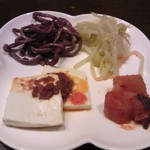 Gyuukoku - ランチの前菜