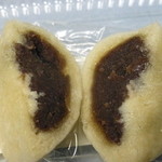 青木製菓 - 中は漉し餡