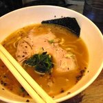 Shiodomeramen - 汐留ラーメンです。濃厚！