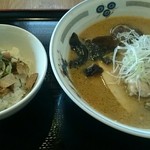麺屋吉祥 - かきラーメン＆ちゃーしゅー飯