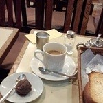 アロマ珈琲 八重洲店 - 