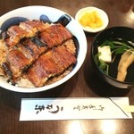 うな東 - 中詰丼(鰻５切）2,700円