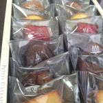 アンリ・シャルパンティエ 芦屋本店 - 可愛らしい焼き菓子