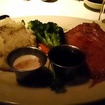 Sundance The Steakhouse - 料理写真:絶対オススメのプライムリブ