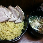 喰麺家 冬馬 - チャーシューつけ麺