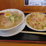 彩龍一番 - 2015年6月　コンビ（900円）