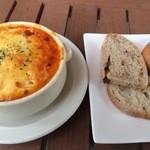 Kyarann Nishikaruizawa - 焼きシチューと自家製パン