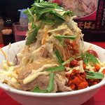 用心棒2階 - 冷やし中華 中 850円
      全マシ、辛あげ、ガリマヨ