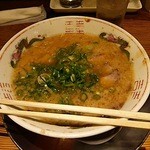 中華そば ますたに - ラーメン(並)です。