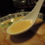 麺匠至誠 - 天然塩の特上あさりそばスープ