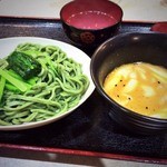 バハティー板花 - あだち菜うどん(ピリ辛味噌)