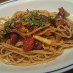 Ore beate - ホタルイカとトマトのダブルの旨味！富山産ホタルイカと2色ズッキーニのトマトソースパスタ