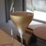 カセント - グラスシャンパン