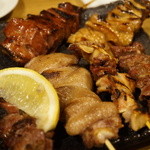 やきとん 木々家 - やきとん盛り合わせ（890円）