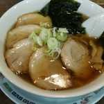 らーめん花の華 - オーソドックスなチャーシュー麺は800円です