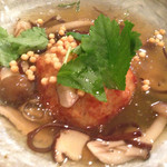 さかなや　いぬい - 蓮根の海鮮まんじゅう