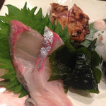 Sakanaya Inui - シマアジ,阿波尾鶏のモモ肉タタキ