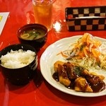 神戸イベリコ屋 - ロース一口カツ定食 1,080円