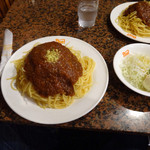 上はミートソース小650円