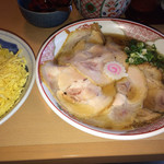 たなかラーメン - 天かすが卓上にあります！