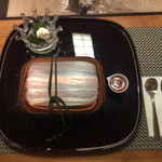 おとぎの宿米屋 - 2015 夏のおとぎ会席「ガリバー旅行記」〜巨人の国へ〜
      8話 デザート「未来へ」（桃太郎）
      米のバクダン
      サクランボ
      フルーツ
      ココナッツアイス
      抹茶