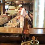 藤よし - 焼鳥屋らしからぬ焼場。