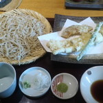 志趣饗粋 蕎麦 鷲ひら - 江戸前あなごの天ぷらせいろ