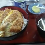 Nishiya Shokudou - 大盛りカツ丼  底が浅いので食べられる量(デブだからw)