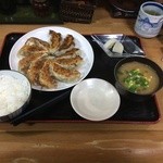 Amaembou - ハーフ・ハーフ餃子定食