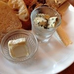 シニフィアン シニフィエ - おすすめプレートのチーズ盛合せ