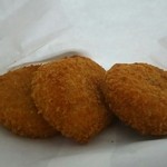 ミートショップマツイ  - 一個 90円のコロッケ